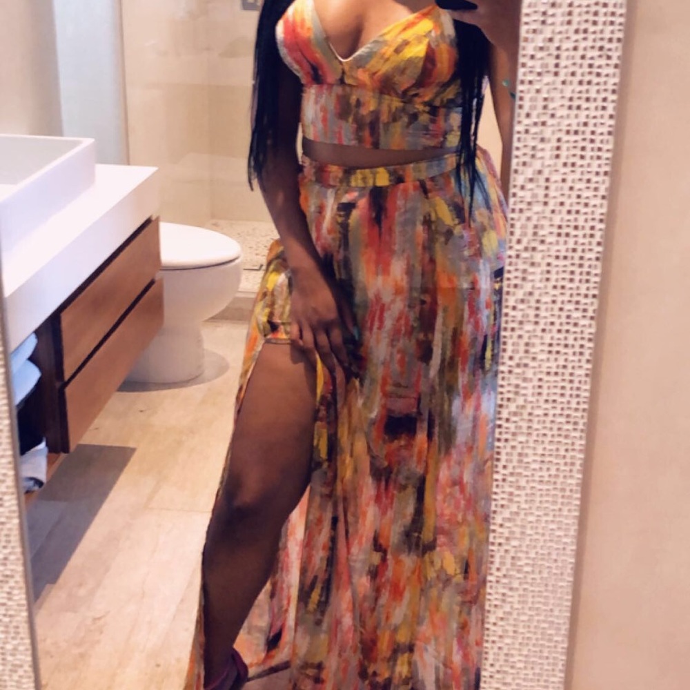 Two Piece skirt set.